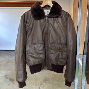 Vintage 70s Levis Movin On Bomber Jacket. Fur Collar Brown. Size Small.